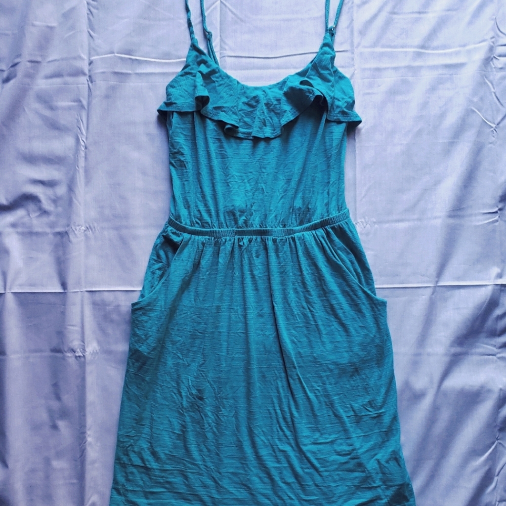 Lush brand short maxi dress w/ Pockets S